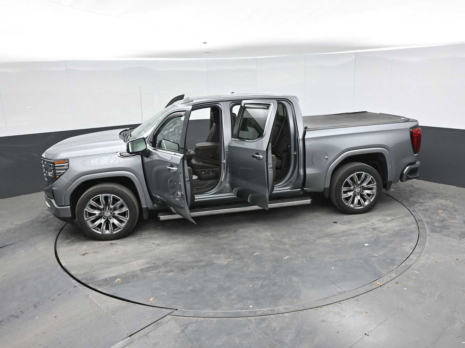 Used 2025 GMC Sierra 1500 Denali w/ Denali Reserve Package AWD/4WD image 53