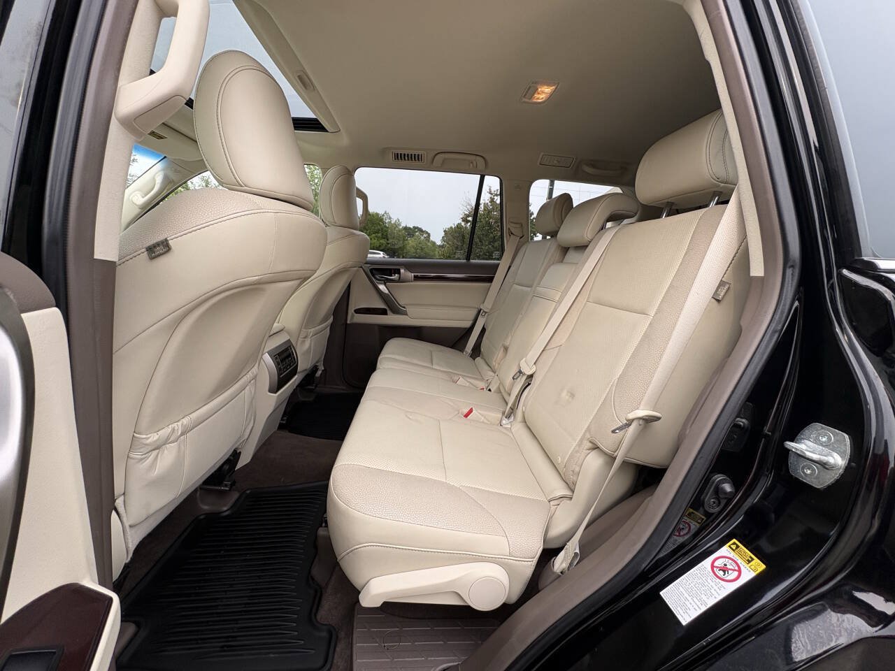 Used 2014 Lexus GX 460 w/ Premium Package AWD/4WD image 37