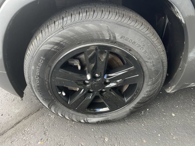 Used 2019 Chevrolet Trax LT w/ LT Convenience Package FWD image 31