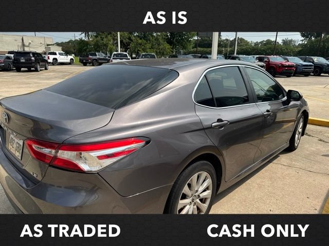 Used 2018 Toyota Camry LE FWD image 5