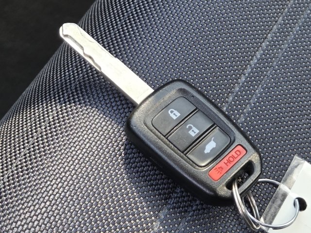Used 2018 Honda CR-V LX image 20
