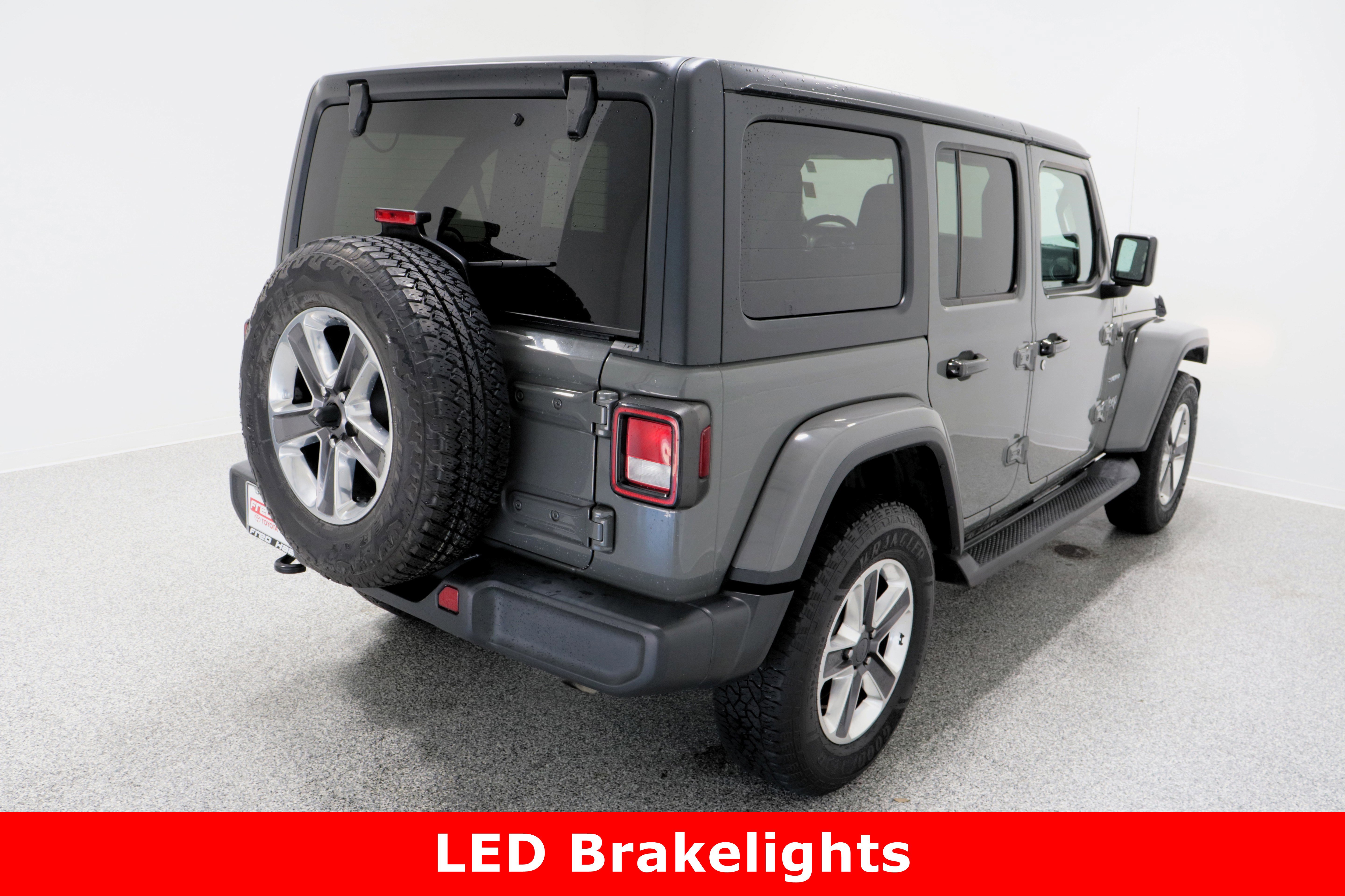 Used 2021 Jeep Wrangler Unlimited Sahara image 7