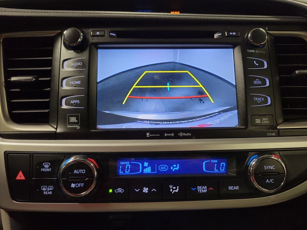 Used 2018 Toyota Highlander Limited image 20