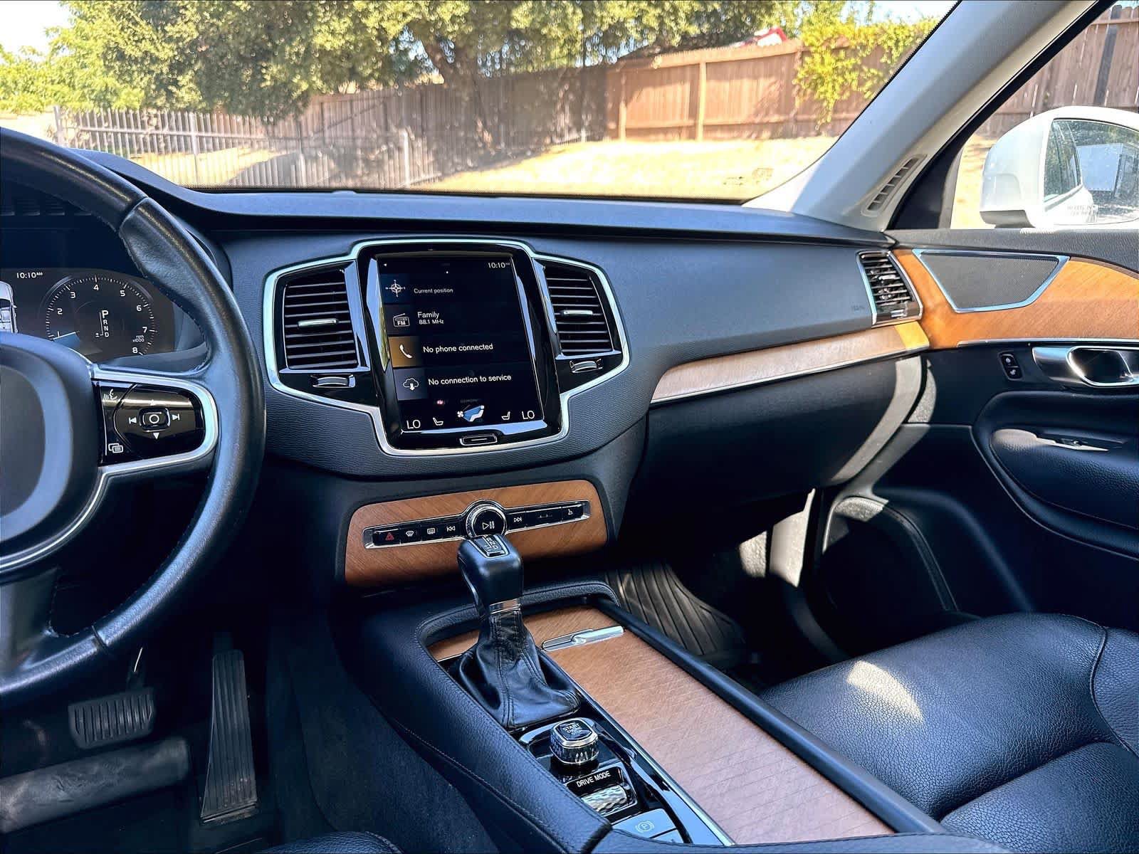 Used 2021 Volvo XC90 T5 Momentum w/ Advanced Package AWD/4WD image 9