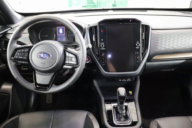 Used 2025 Subaru Forester Touring w/ Popular Package - Touring image 13