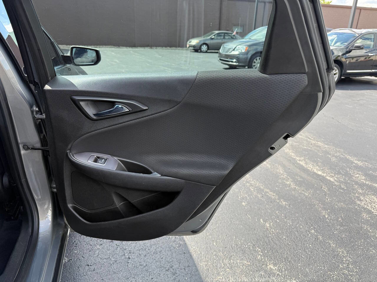 Used 2018 Chevrolet Malibu LT image 22