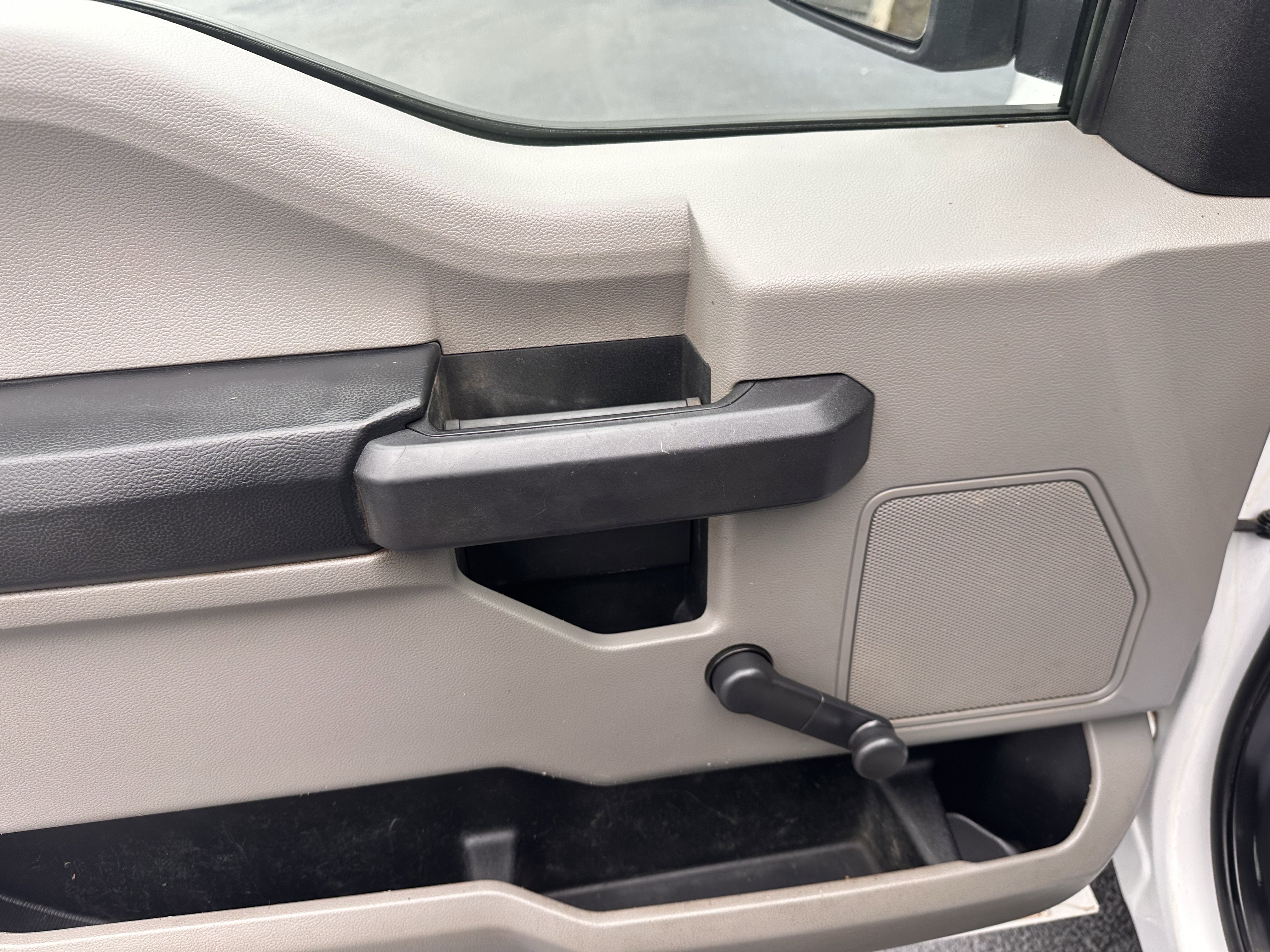 Used 2018 Ford F150 XL image 5