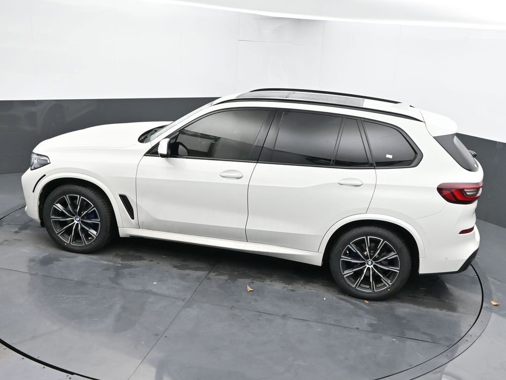Used 2023 BMW X5 xDrive40i w/ Executive Package image 42