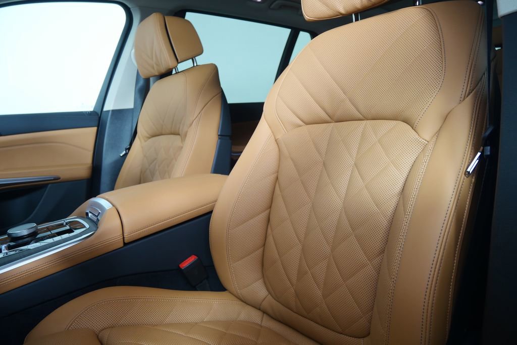 Used 2026 BMW X7 xDrive40i image 10