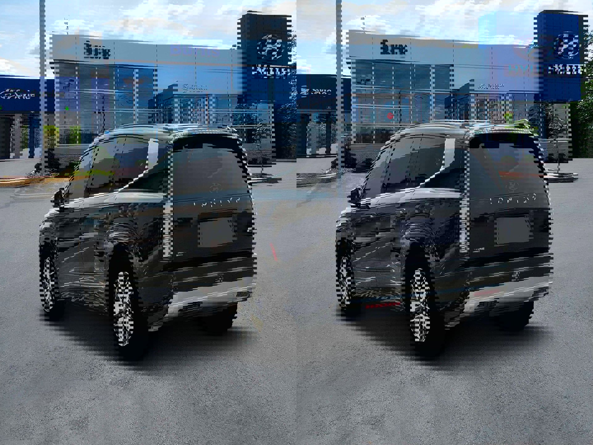 New 2026 Hyundai Ioniq 9 SEL image 5