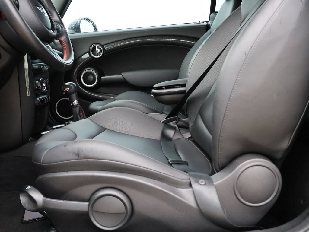 Used 2015 MINI Cooper S FWD image 35