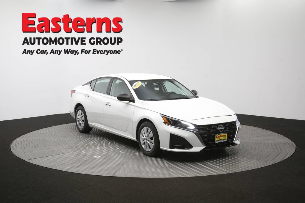 Used 2024 Nissan Altima 2.5 S FWD image 48