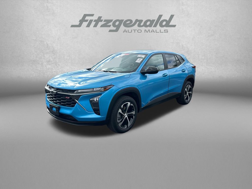 Used 2025 Chevrolet Trax RS w/ Driver Confidence Package image 3