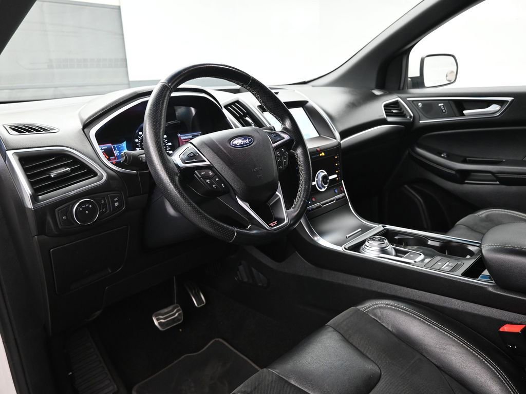 Used 2020 Ford Edge ST w/ Equipment Group 401A image 19