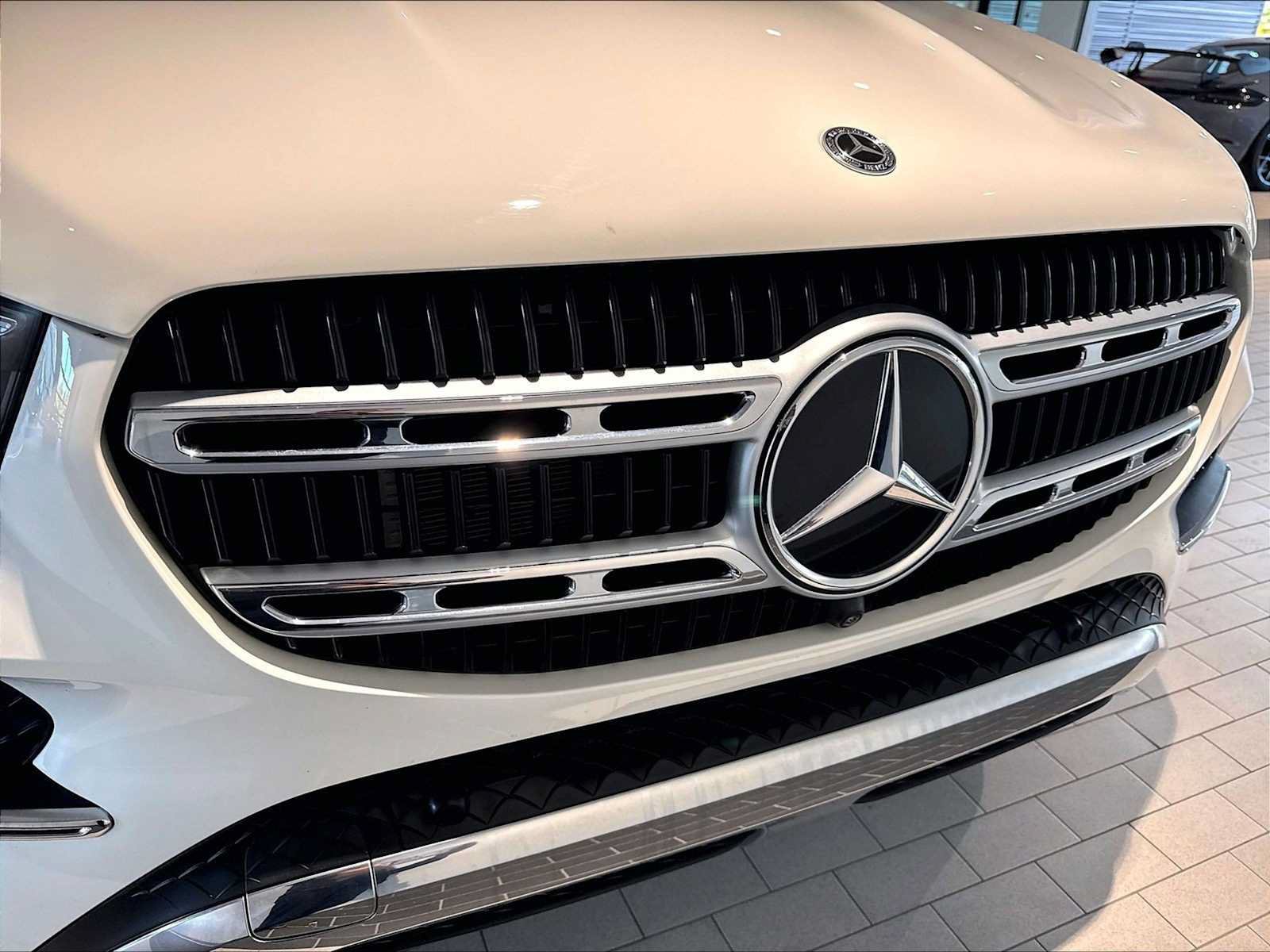 Used 2024 Mercedes-Benz GLE 450 4MATIC image 34