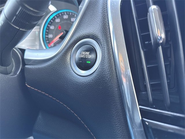 Used 2019 Chevrolet Traverse LT w/ LPO, Blackout Package image 16