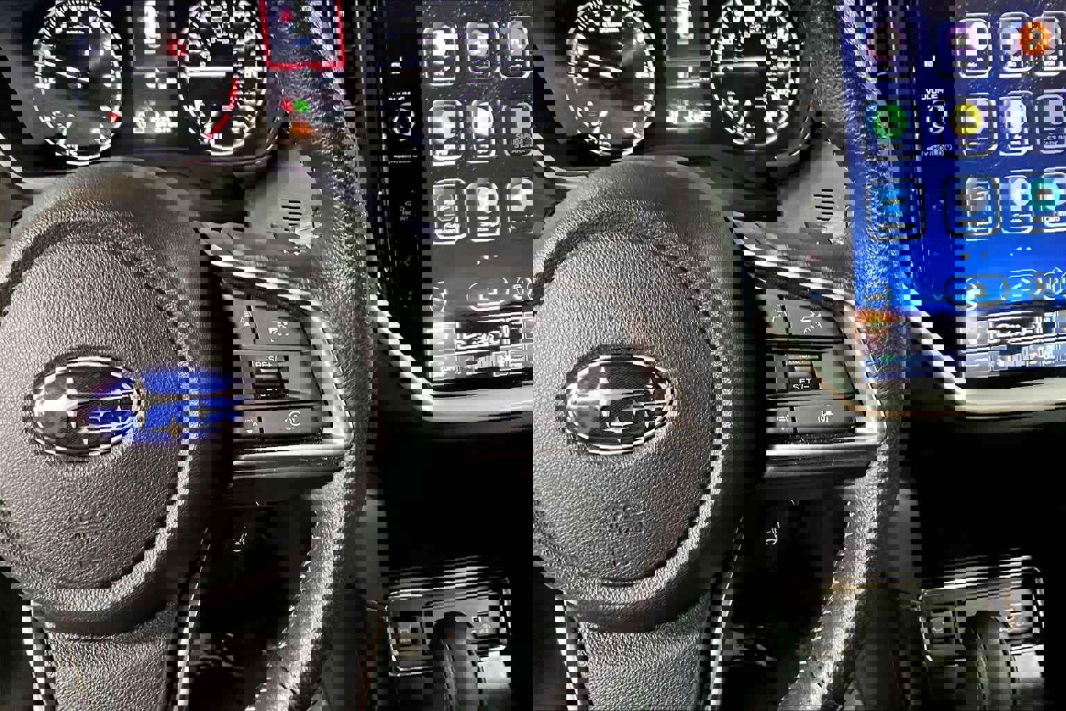 Used 2023 Subaru Ascent Limited w/ Technology Package AWD/4WD image 25