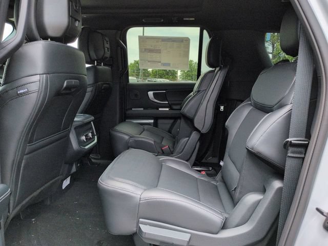 New 2026 Ford Expedition Max Platinum w/ Stealth Performance Package AWD/4WD image 14