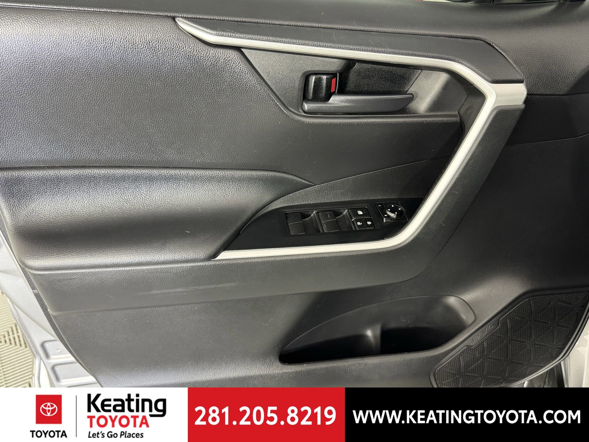 Certified 2021 Toyota RAV4 LE image 11