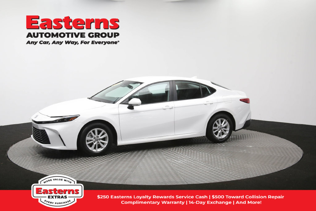 Used 2025 Toyota Camry LE w/ Convenience Package FWD image 58