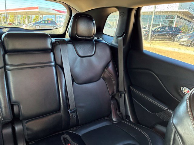 Used 2015 Jeep Cherokee Limited AWD/4WD image 19