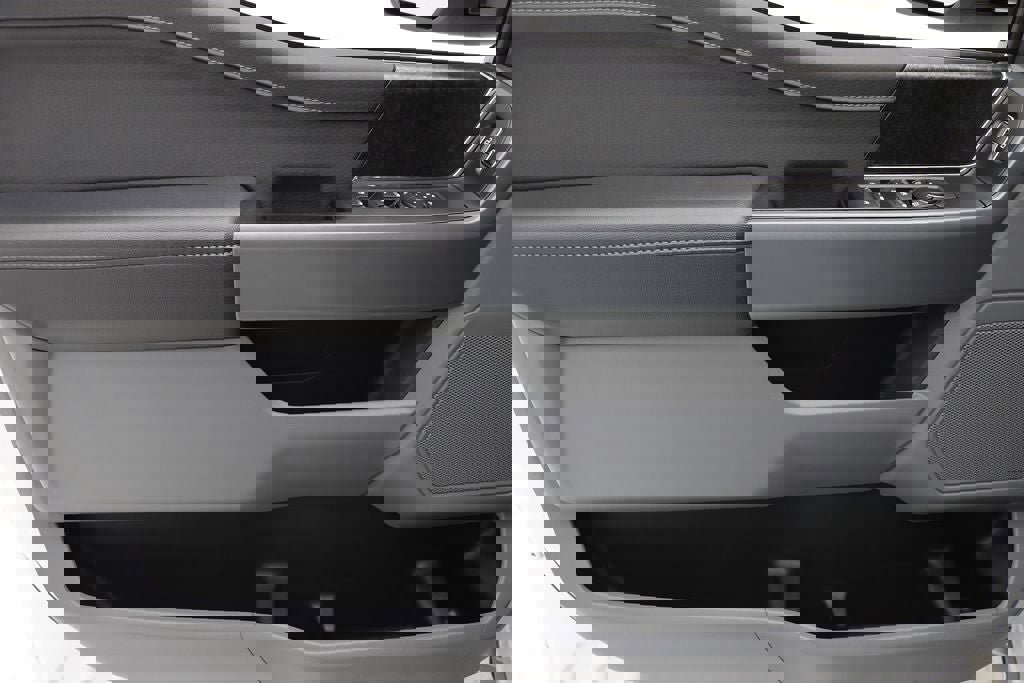 Used 2023 Ford F150 XLT w/ Equipment Group 302A High image 19