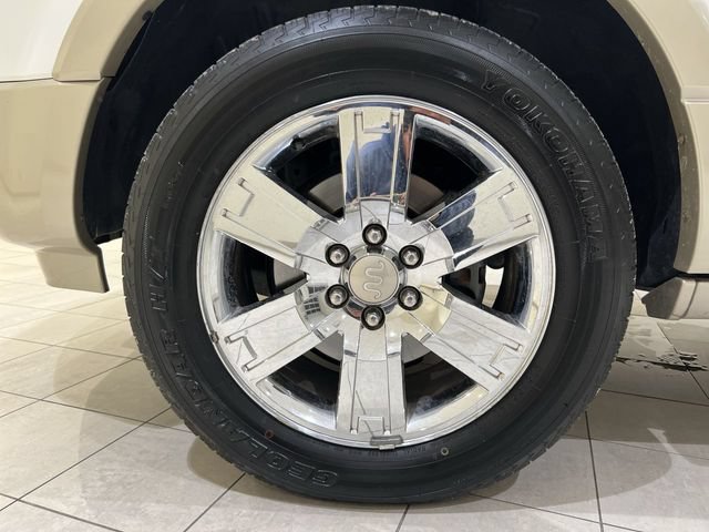 Used 2010 Ford Expedition Eddie Bauer RWD image 30