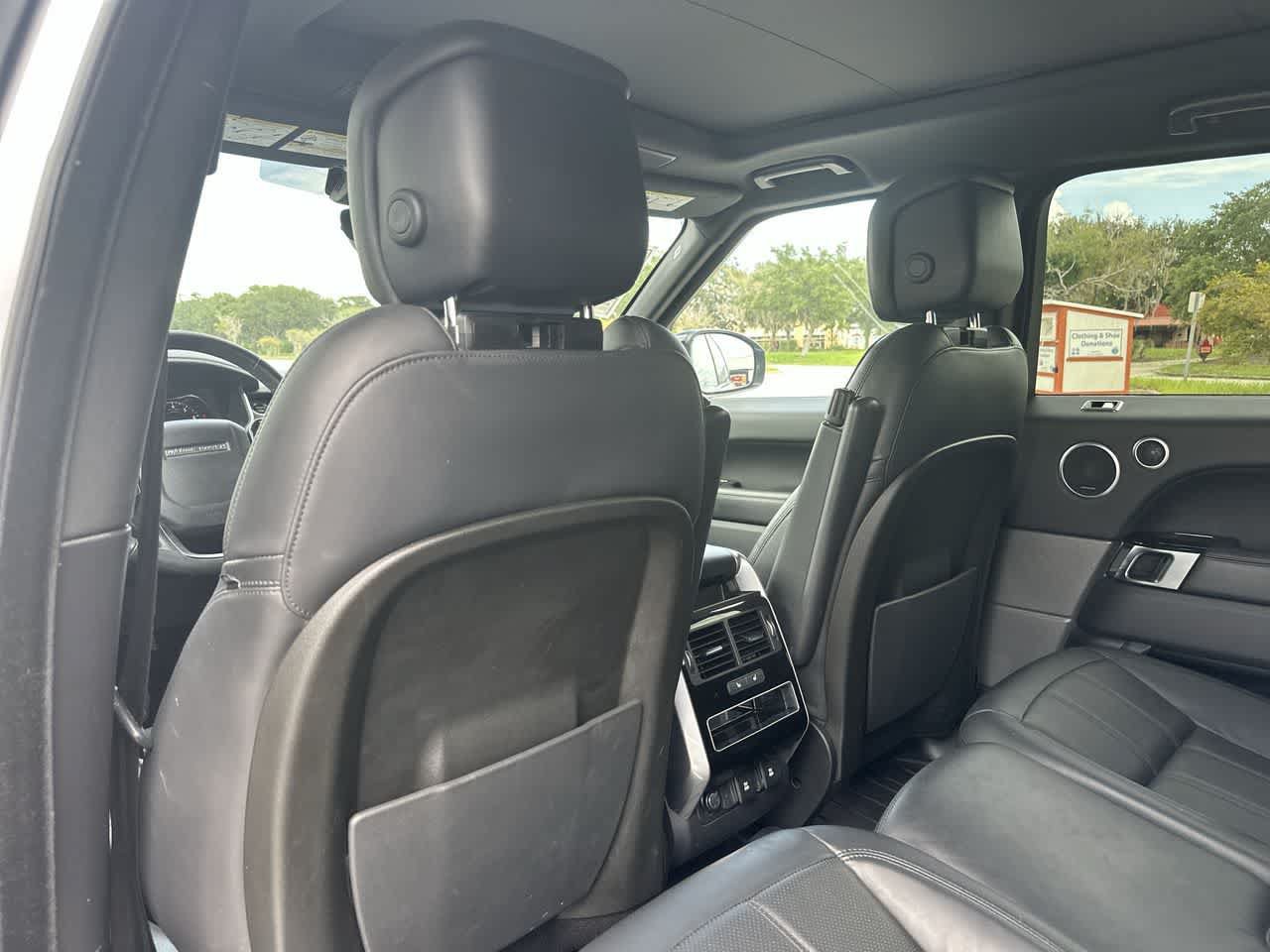 Used 2019 Land Rover Range Rover Sport HSE AWD/4WD image 17