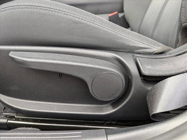 Used 2022 Kia K5 LXS image 11