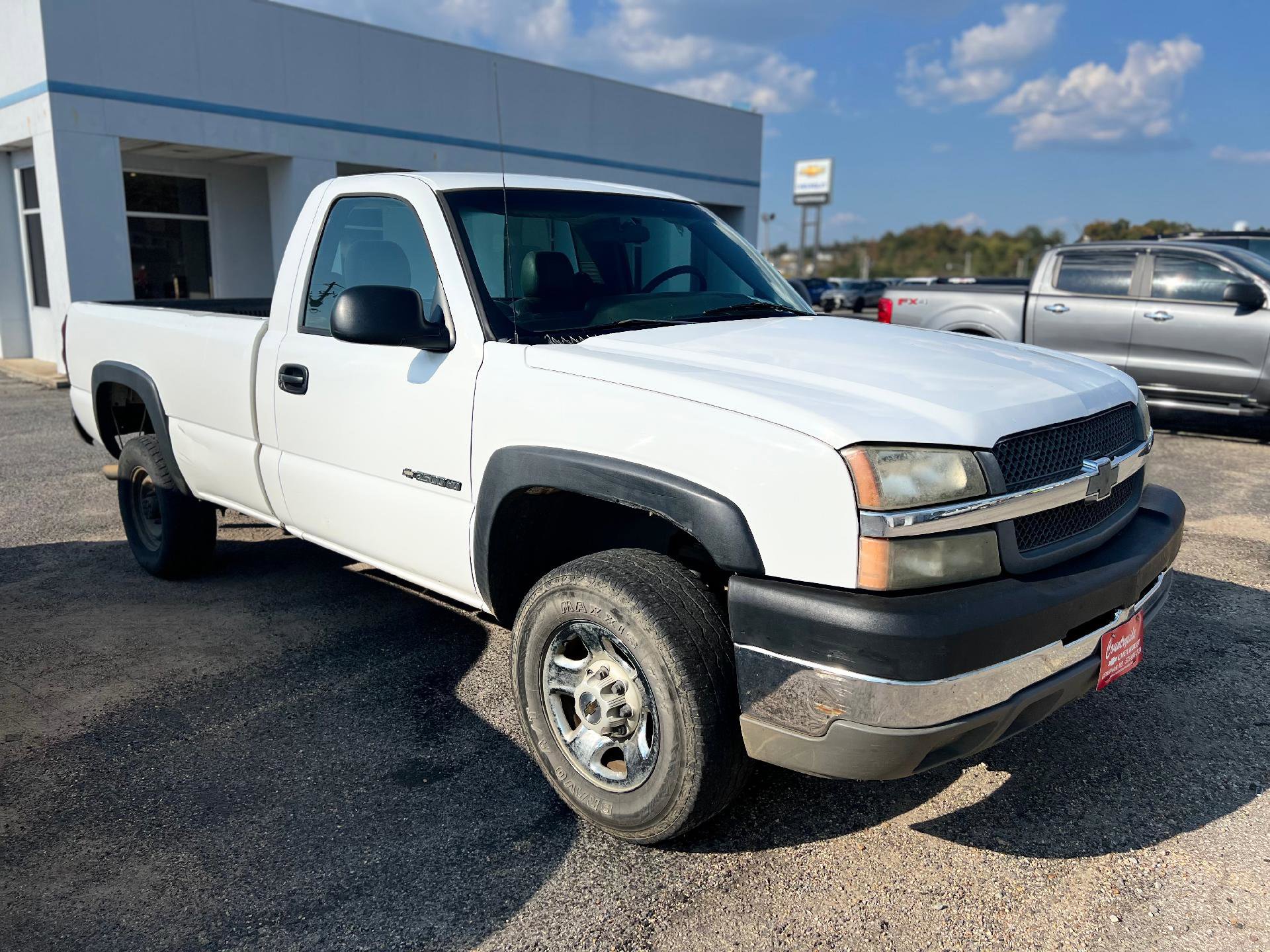 Used 2004 Chevrolet Silverado 2500 W/T image 1