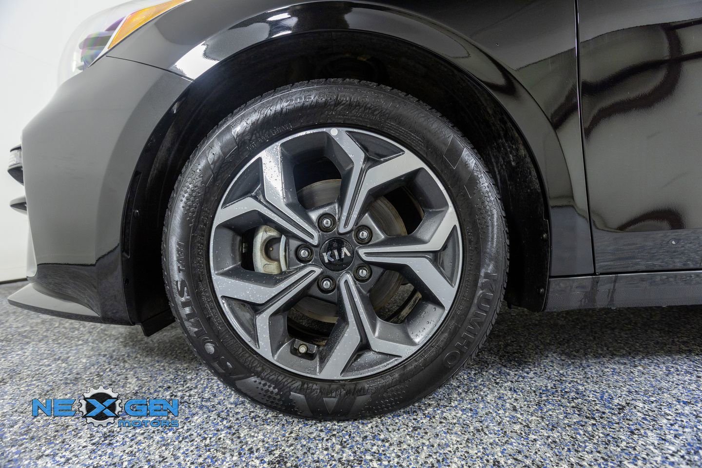 Used 2020 Kia Forte LXS FWD image 47