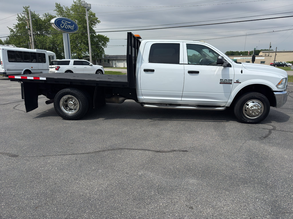 Used 2016 RAM 3500 Tradesman w/ Chrome Appearance Group AWD/4WD image 6