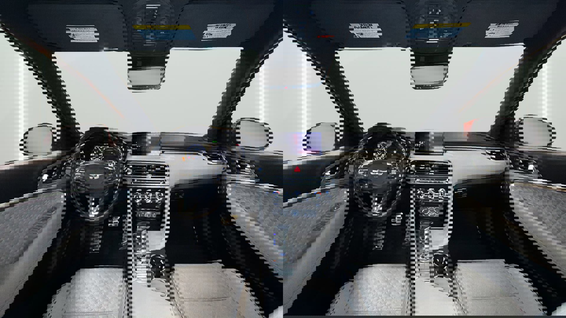 Used 2022 Genesis G70 3.3T image 30