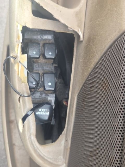Used 2002 Lincoln Continental FWD image 19