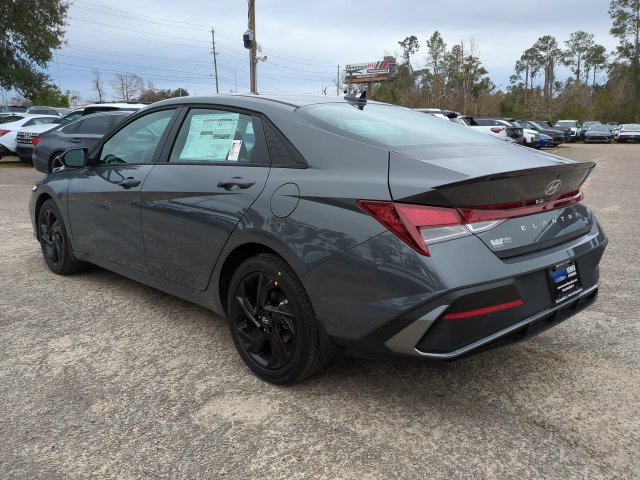 New 2026 Hyundai Elantra Sport FWD image 7