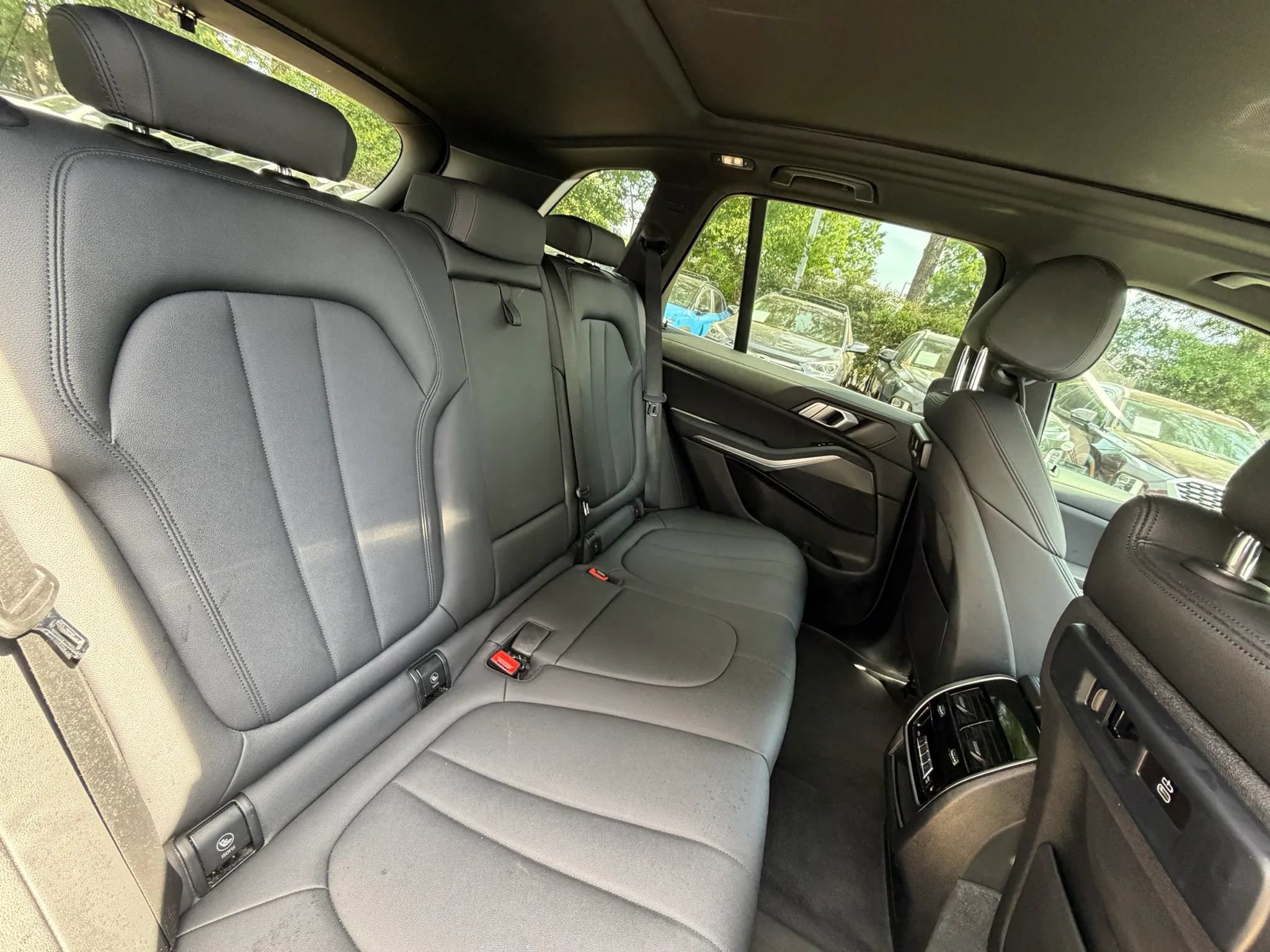 Used 2019 BMW X5 xDrive40i w/ Premium Package 2 AWD/4WD image 13