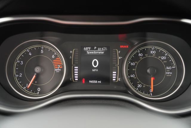 Used 2020 Jeep Cherokee Latitude image 24