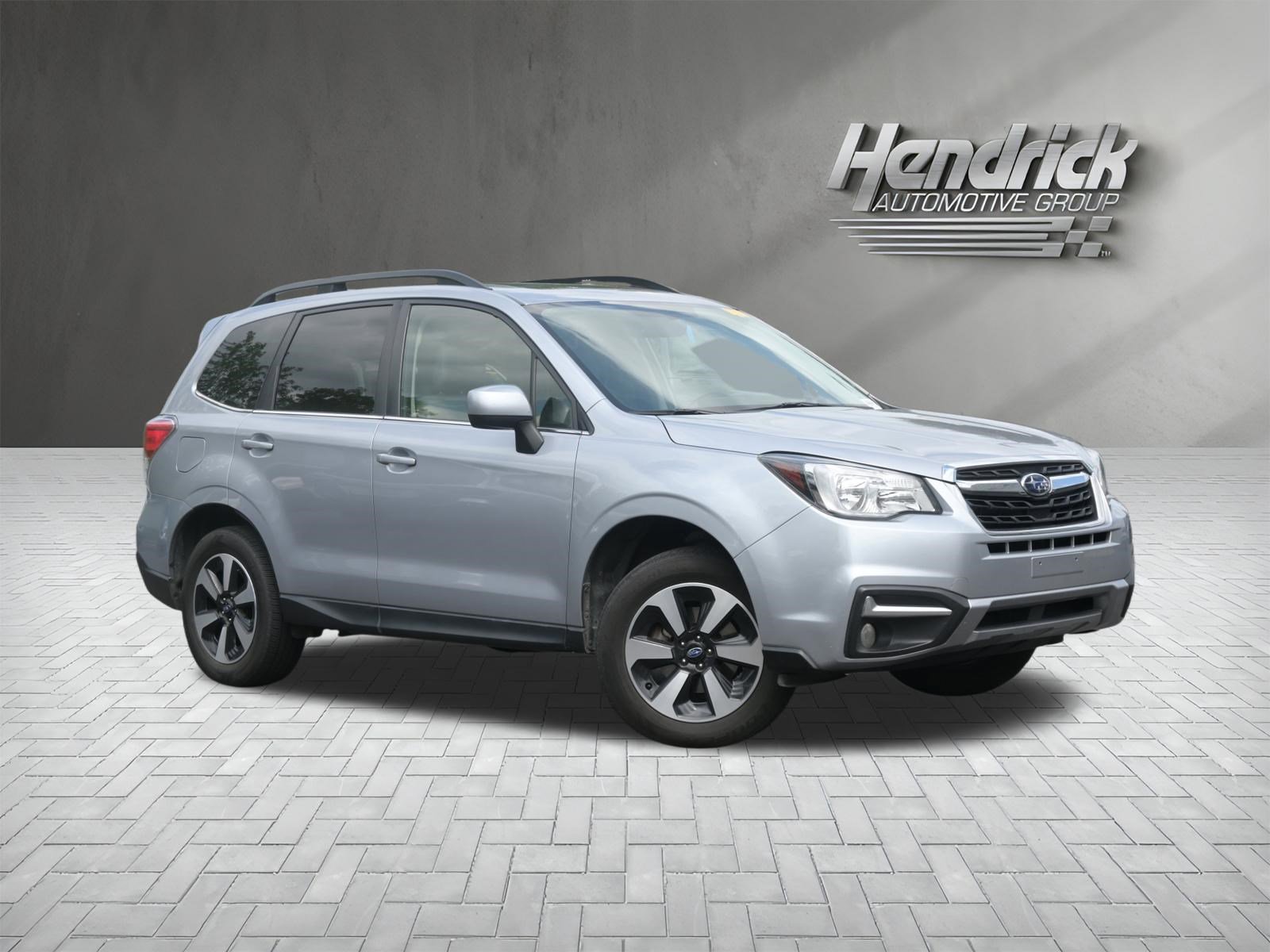 Used 2017 Subaru Forester 2.5i Limited w/ Popular Package #1 AWD/4WD image 2
