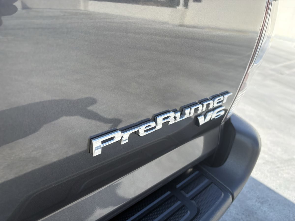Used 2014 Toyota Tacoma PreRunner image 16