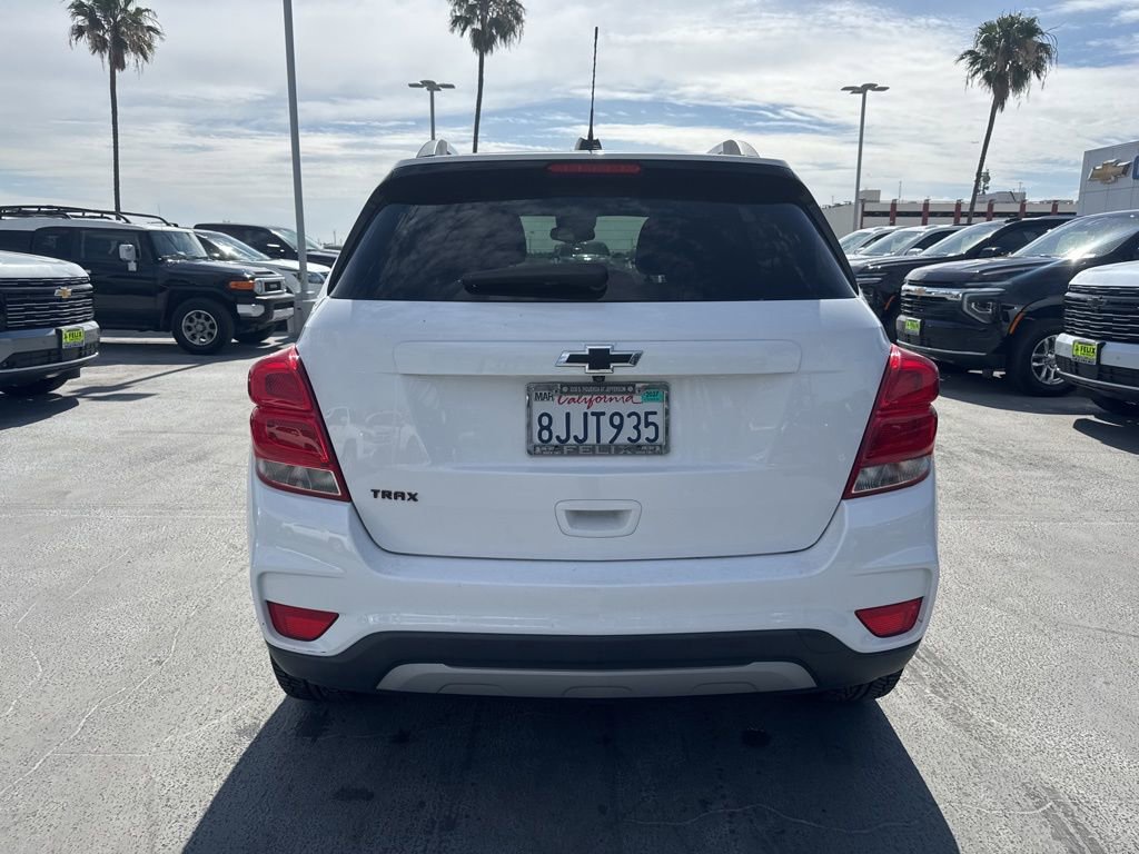 Used 2019 Chevrolet Trax LT w/ Redline Edition image 5