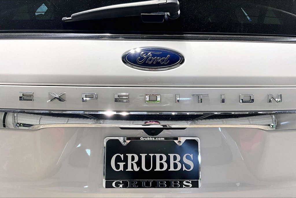 Used 2023 Ford Expedition Max Limited AWD/4WD image 40