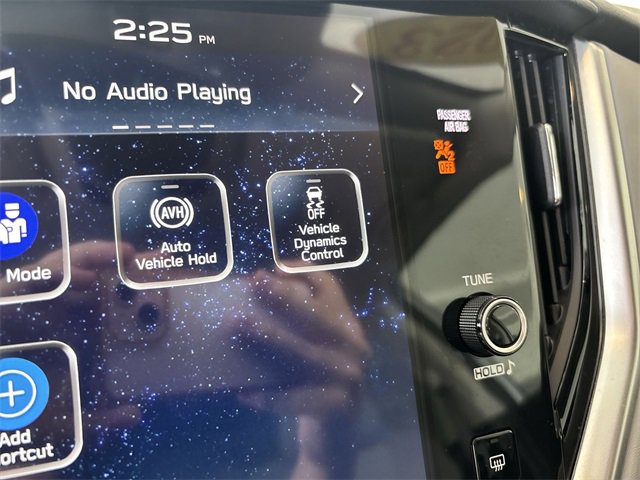 Used 2023 Subaru Outback Premium image 31