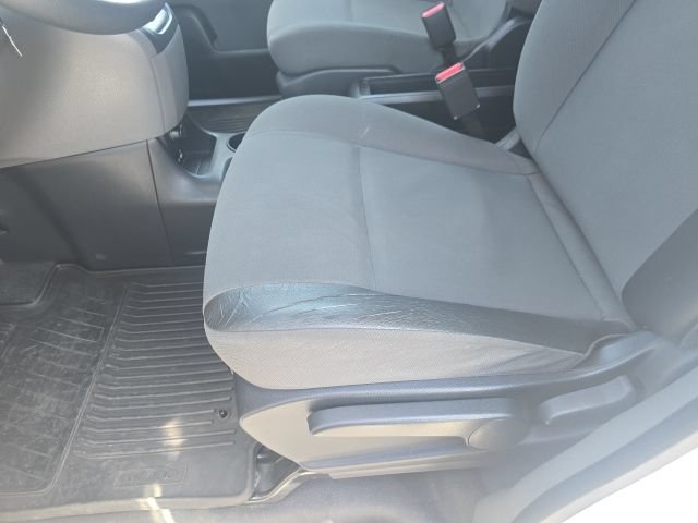 Used 2020 Nissan NV200 S FWD image 9