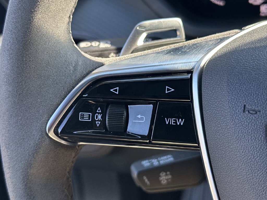 Used 2022 Audi e-tron GT Premium Plus w/ Performance Package AWD/4WD image 29