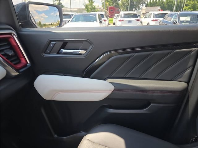 Used 2024 GMC Canyon AT4X AWD/4WD image 24