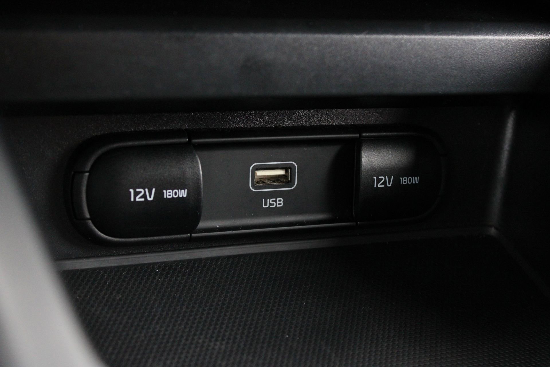 Used 2024 Kia Soul LX w/ Option Group 015 image 34