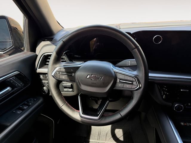 Used 2025 Chevrolet Suburban RST w/ Comfort Package AWD/4WD image 12