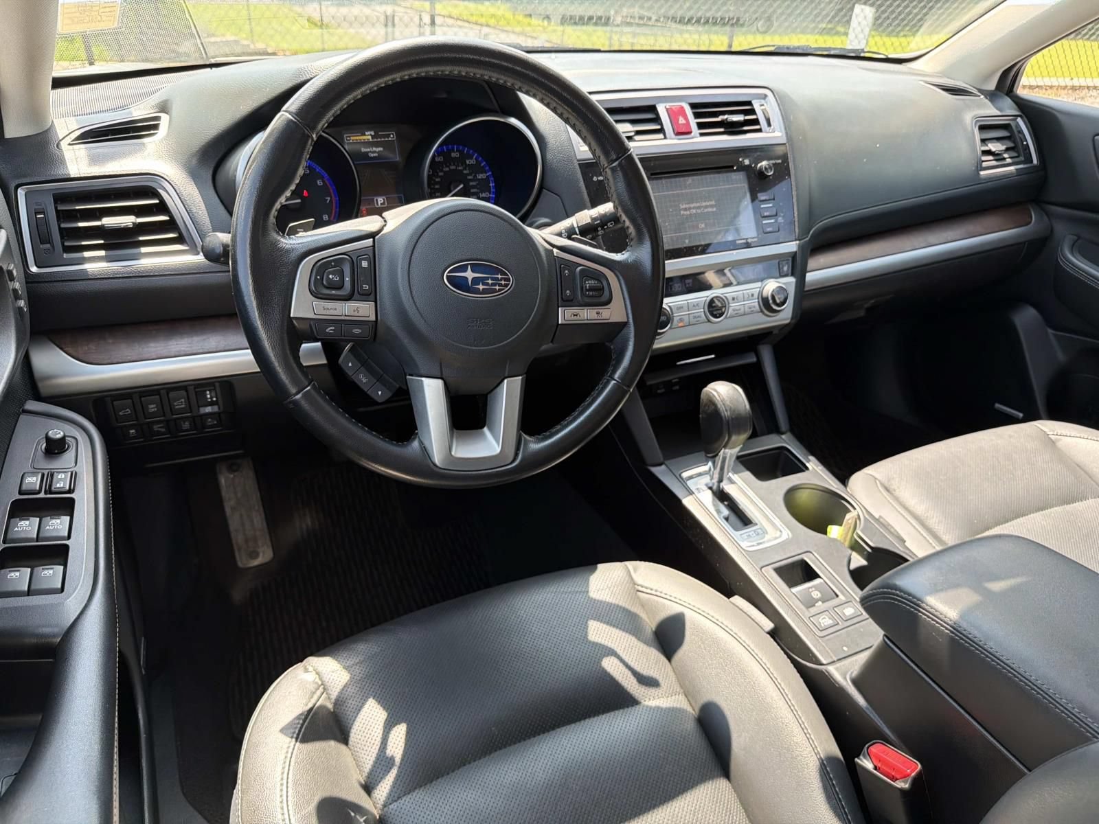 Used 2016 Subaru Outback 2.5i Limited AWD/4WD image 22