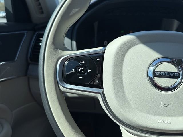 Used 2025 Volvo XC90 T8 Plus w/ Protection Package Premier image 14