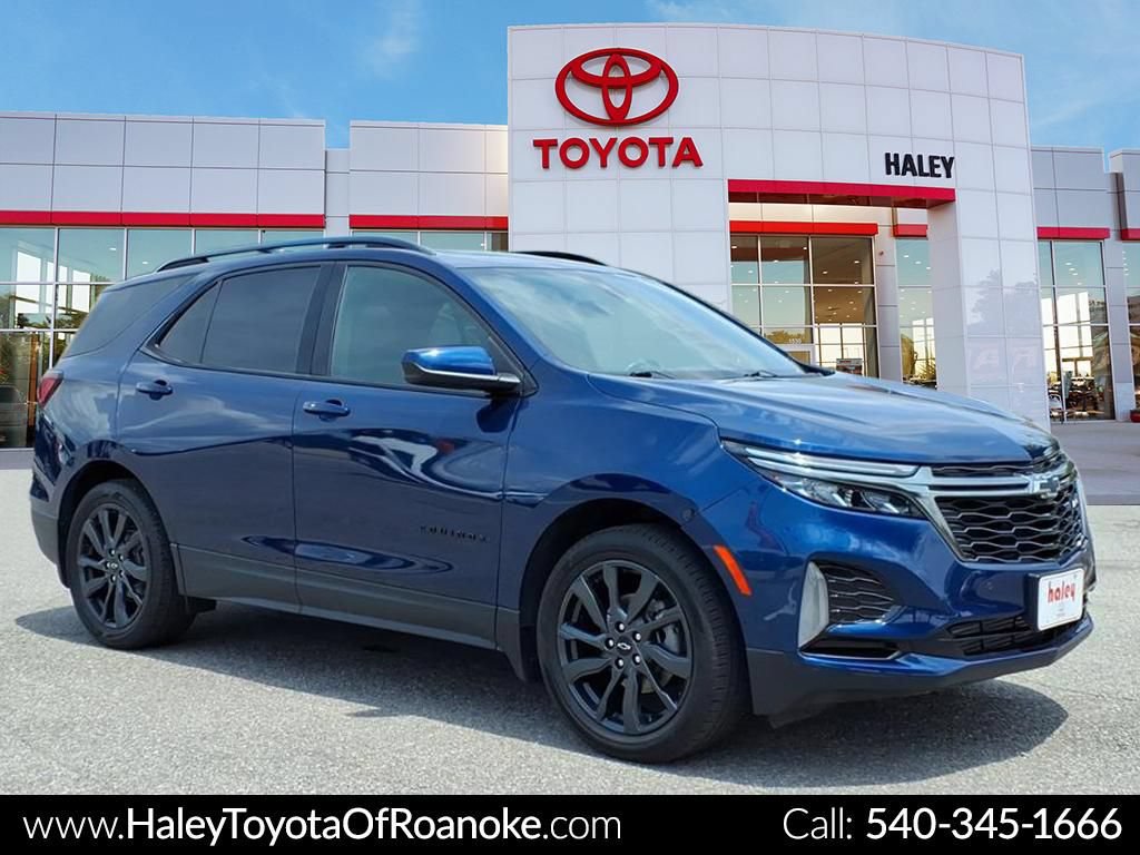 Used 2022 Chevrolet Equinox RS w/ LPO, Floor Liner Package FWD image 1